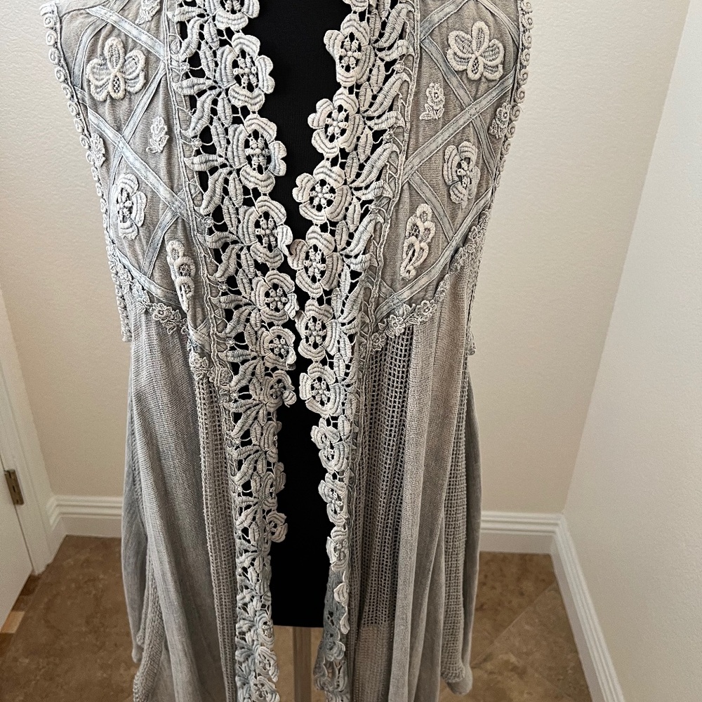 Romantic, ethereal vest